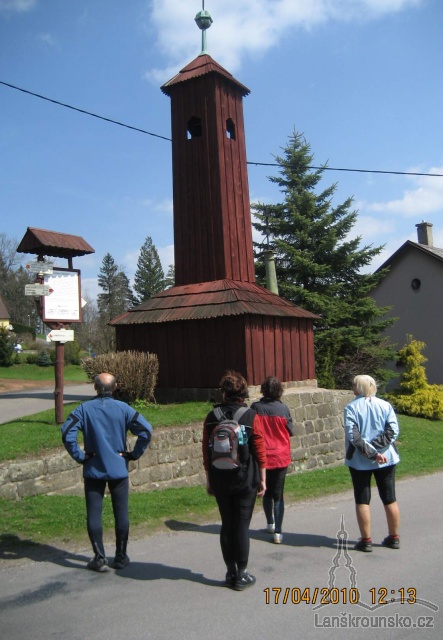 15_Zampach_U zvonice.jpg